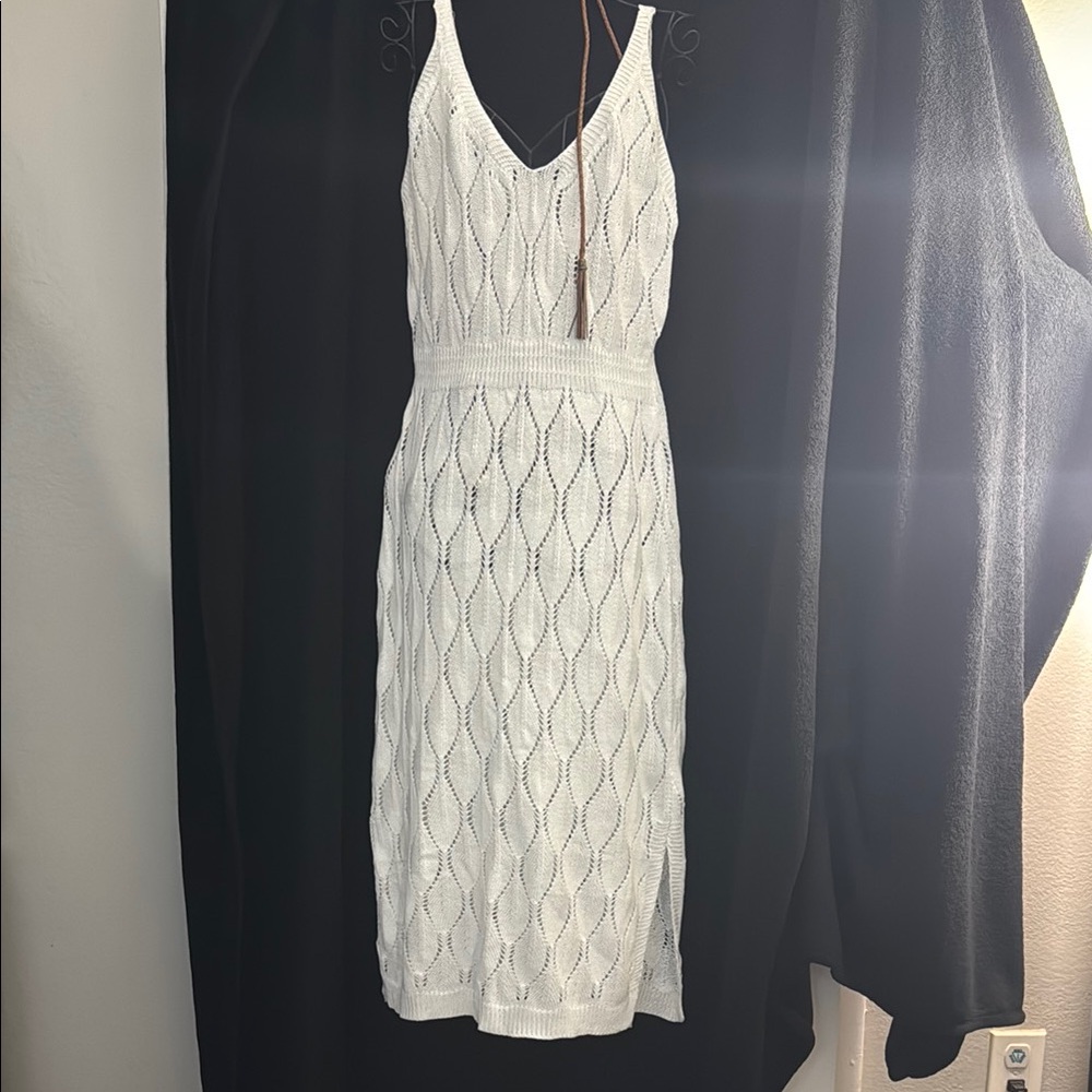 Elegant White Lace Dress